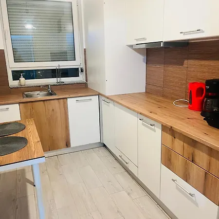 3c Delux * Брашов